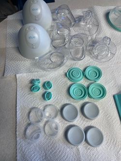 Elvie breast pump
