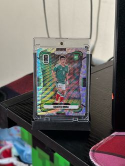 Gilberto Mora Card