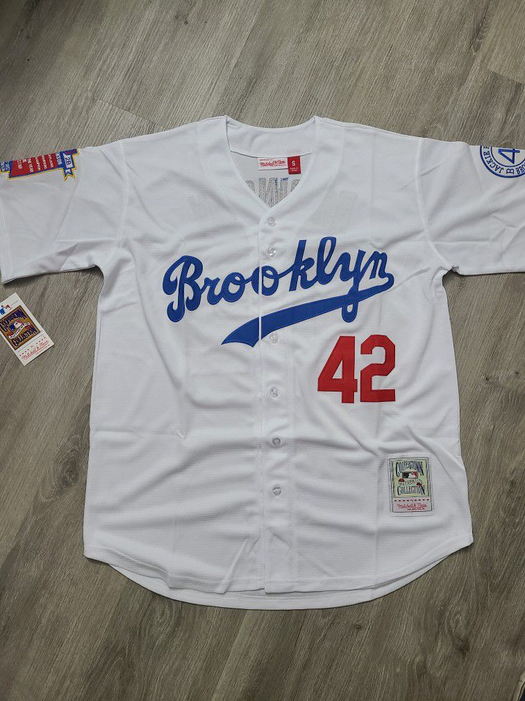 NEW Jackie Robinson 42 Dodgers Throwback Jersey All Sizes for Sale in  Lawndale, CA - OfferUp