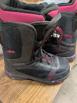 Snow Board Boots Women's 9