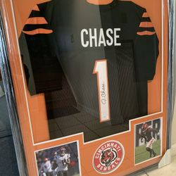 Signed And Framed Jamar Chase Bengals Jersey 