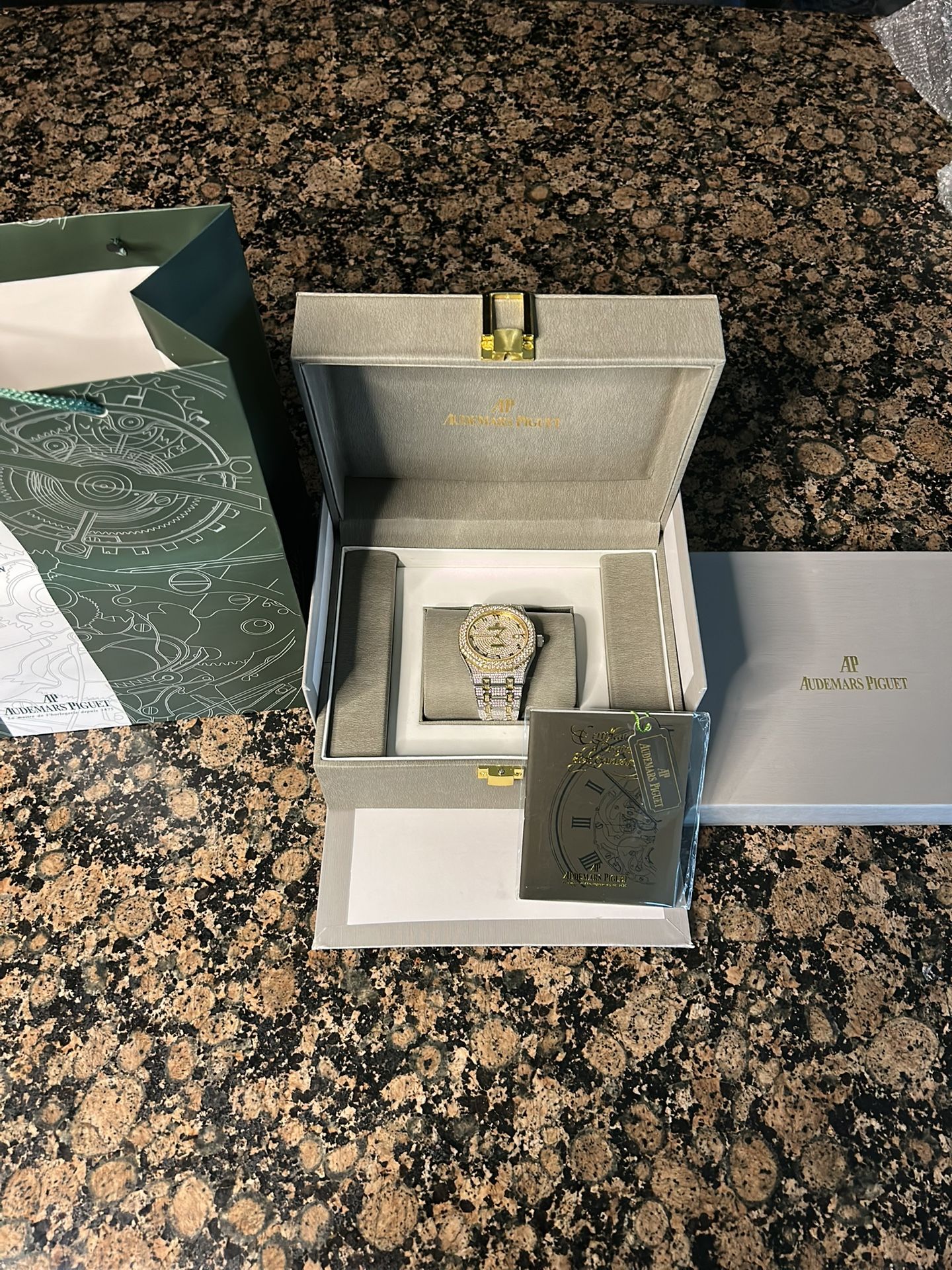 VVS1 Moissanite watch