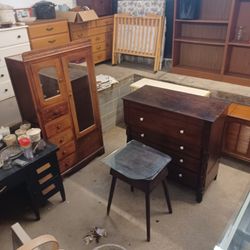 Dresser For Sale $45