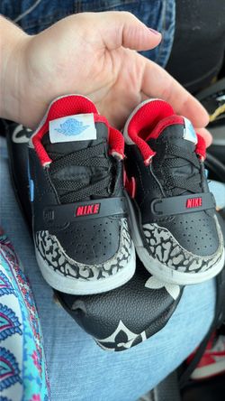 Nikes toddlers 4c