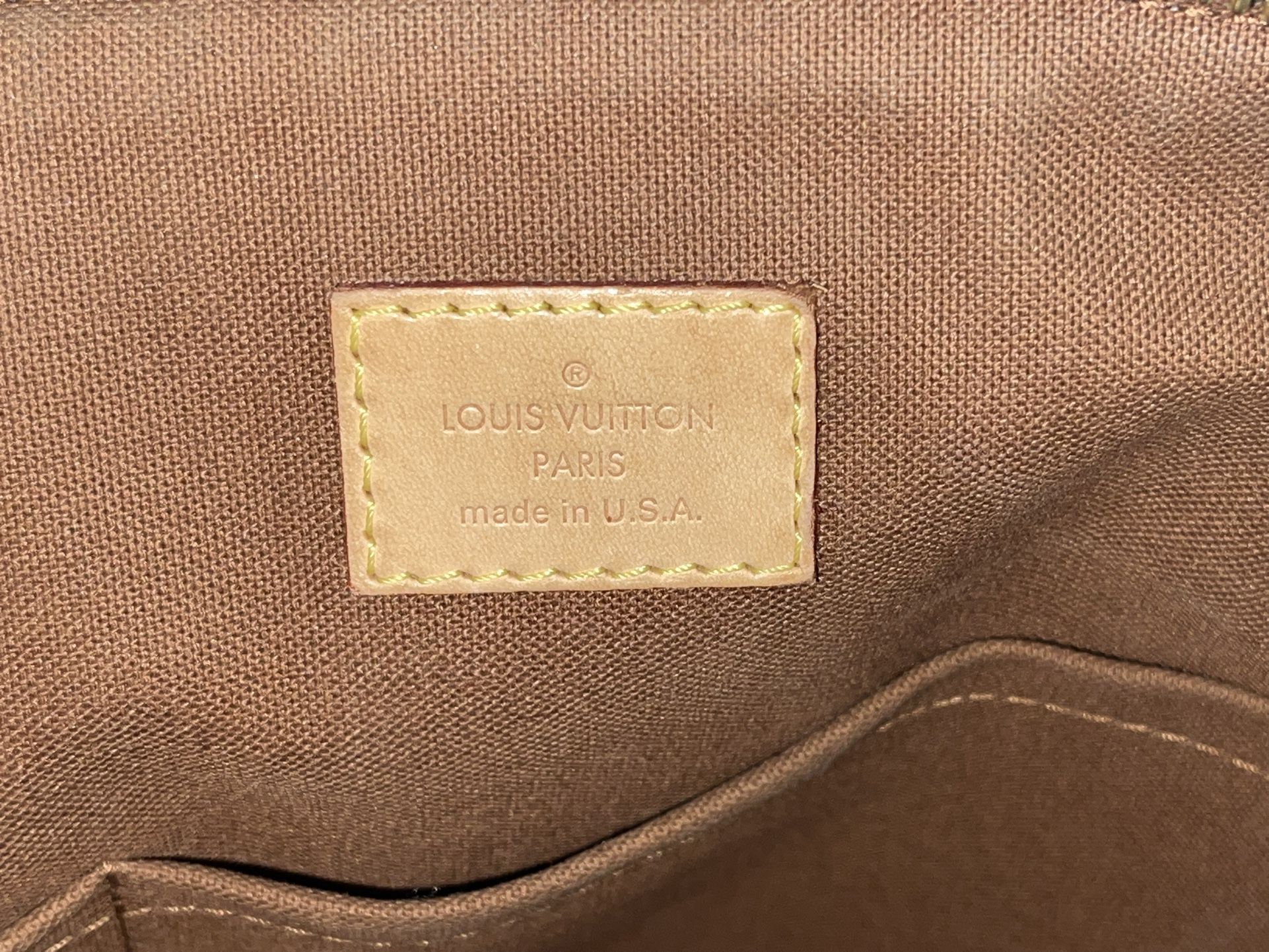 2,000 OboLouis Vuitton LV Trivoli GM Hand Bag M40144 Monogram Brown for  Sale in Albuquerque, NM - OfferUp