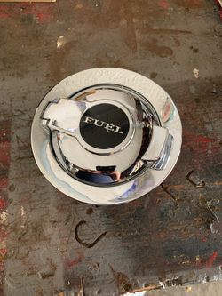 2013 Dodge Challenger OEM chrome fuel cover used but wrks and look good $25 obo