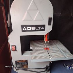 TABLE SAW W/EXTRA BLADE ONLY $85