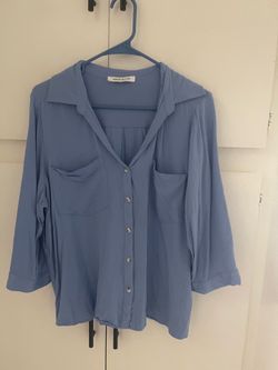 Bonita blusa excelente condiciones