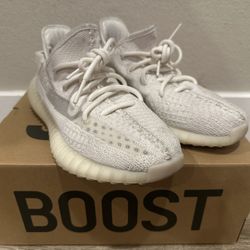 Yeezy Boost 350 V2 Color Bone