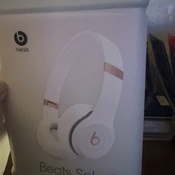Beats Solo 4