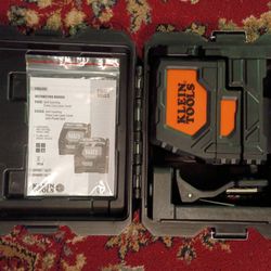 Self-leveling Crossline Laser Level With Plump Spot