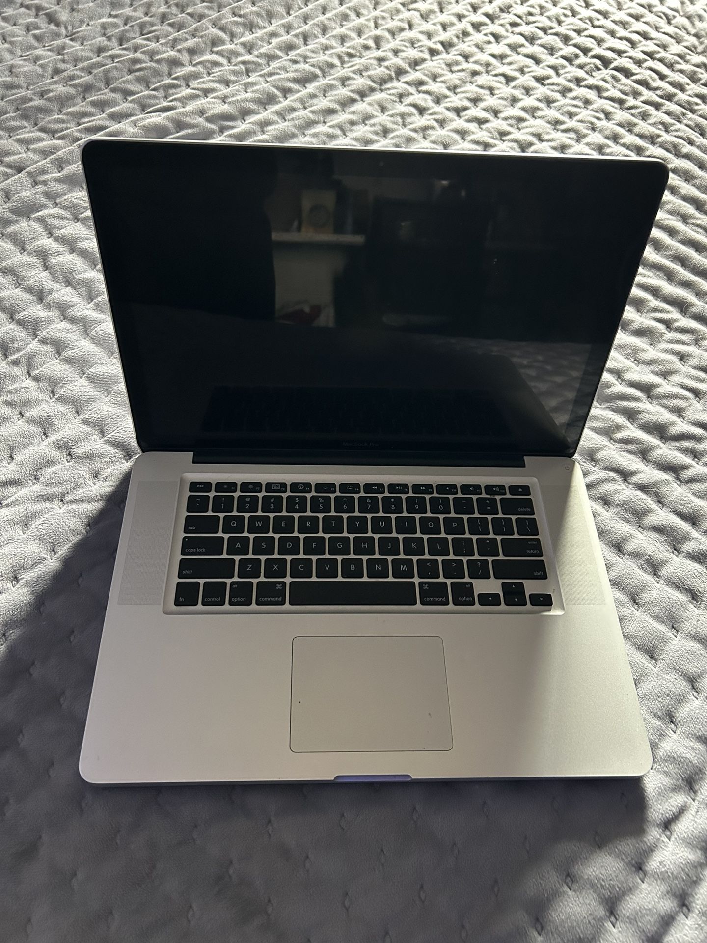 Apple MacBook Pro Retina 15-Inch Laptop