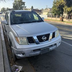 Nissan Frontier LE One Owner Needs Work