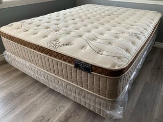 12in Full Size Organic Cloud Comfort Europillow Top Mattress and Boxspring