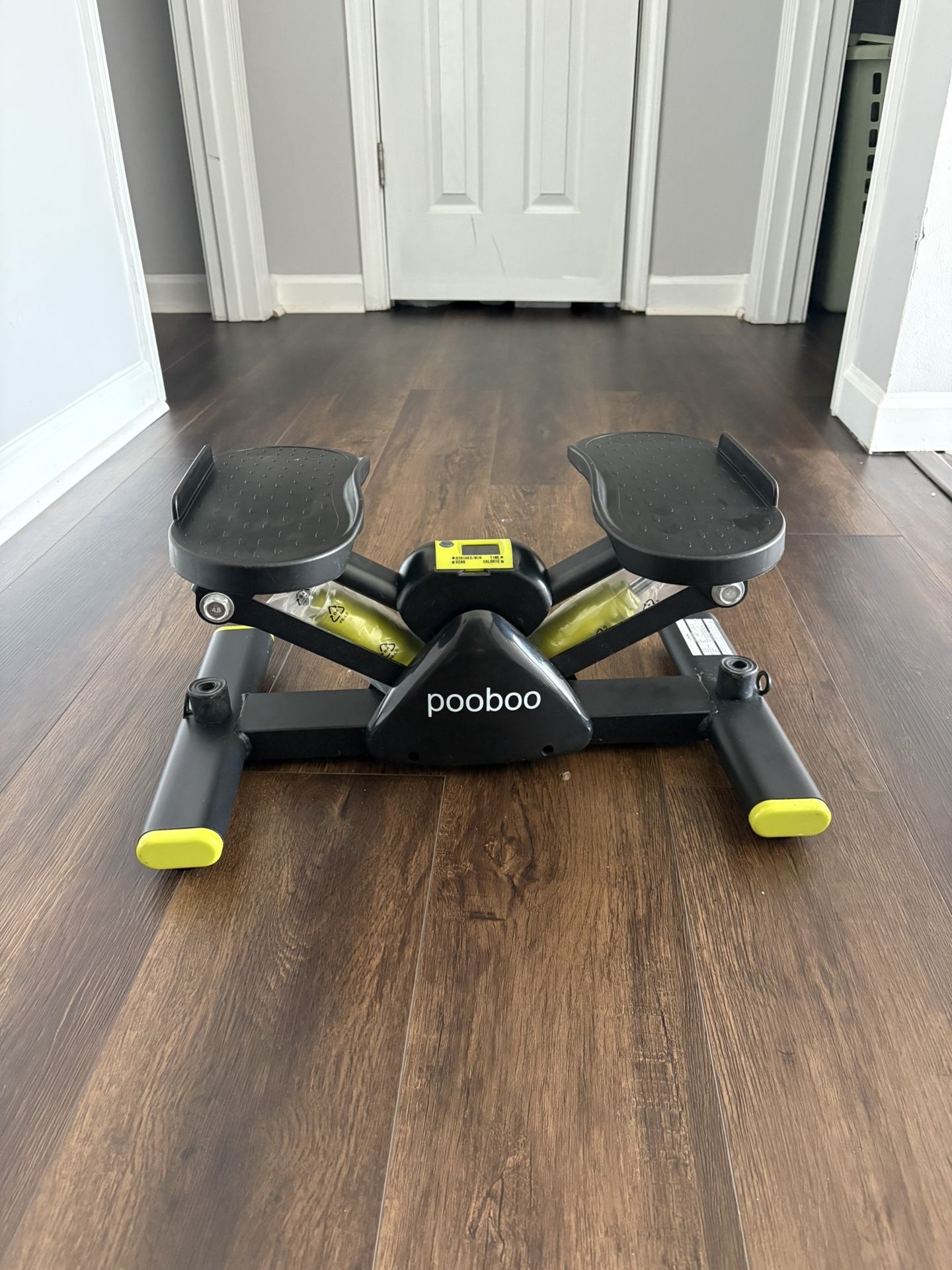 Pooboo Mini Stepper with Digital Monitor