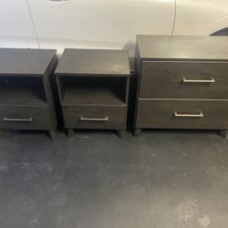 Nightstand set 