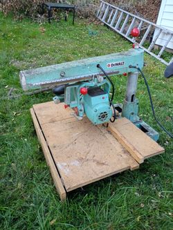 DeWalt Radial Arm Saw Vintage