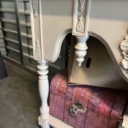 Entry Table Antique 