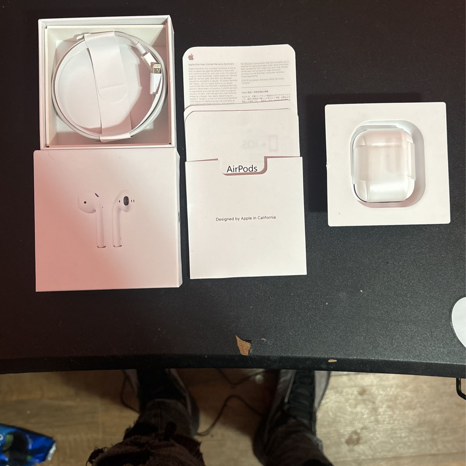AirPods