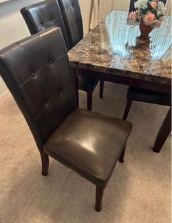Dinning set with 6 chairs/ comedor con 6 sillas