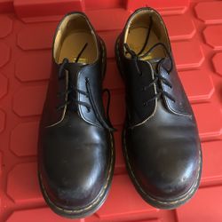 non steel toe non-safety doc martens the original work shoes used