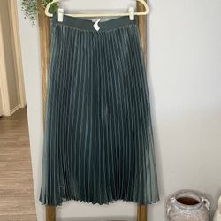 Green Pleated Skirt 
