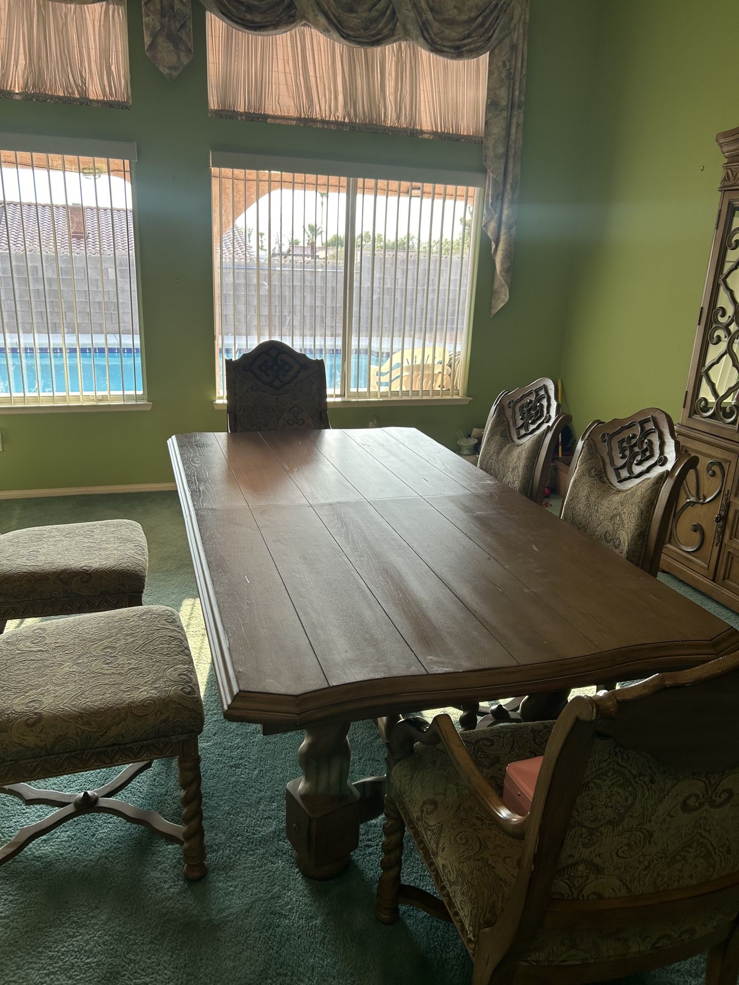 12Ft Dining Table W/8 Chairs
