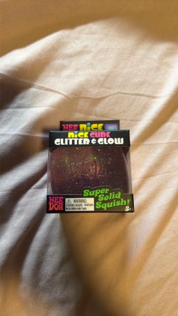 Glitter Glow Needoh