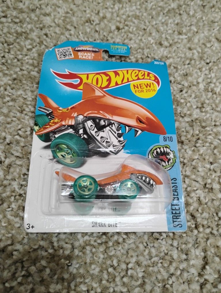 New 2016 Hotwheels Orange Shark Bite