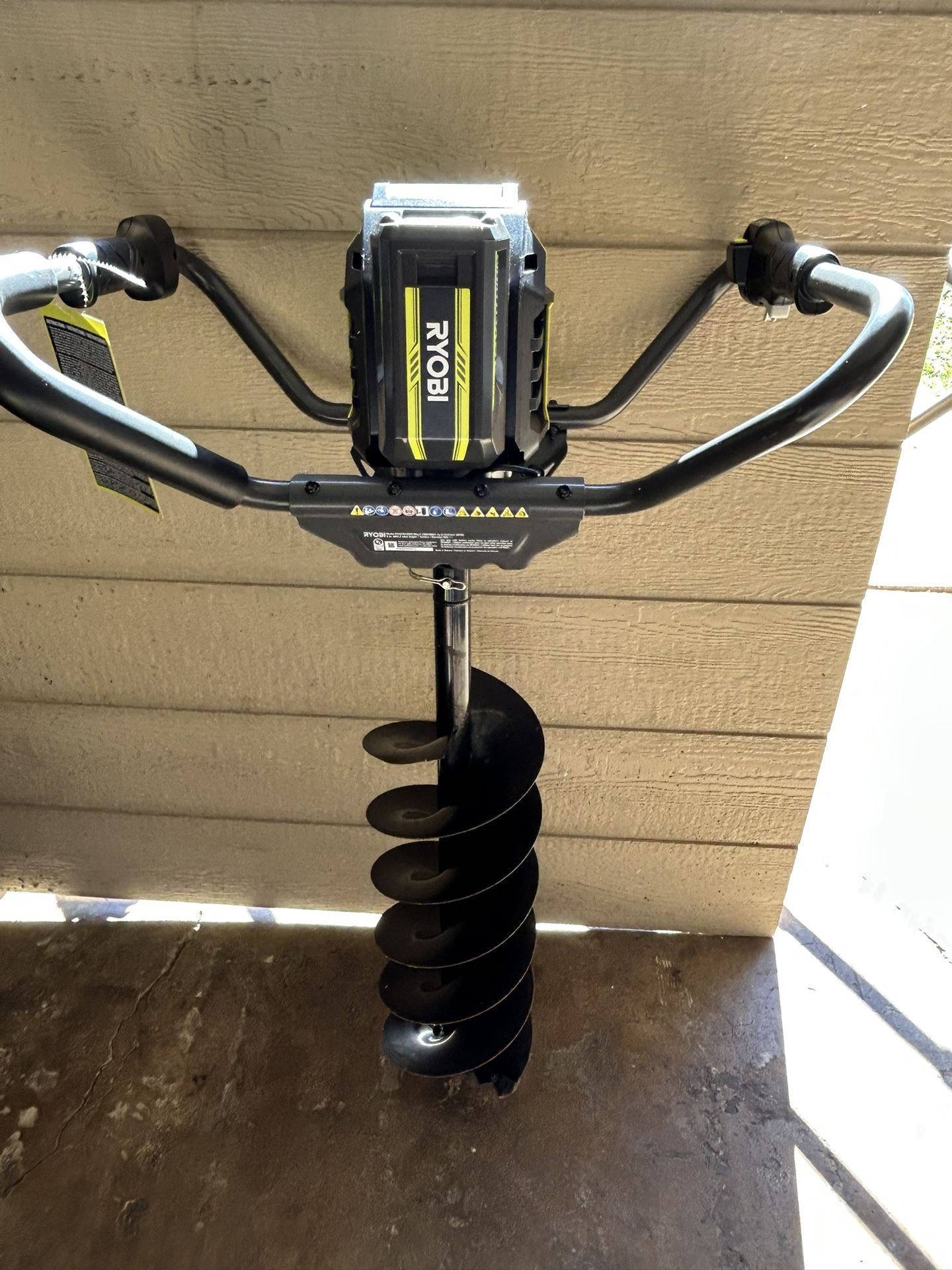 $275$. 40V HP Brushless Cordless Earth Auger Powerhead with 8 in. Bit with 4.0 Ah Battery and Charger 