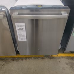 GE GDT650SYVFS 24" Built In Dishwasher Retail $899  SAVE $467