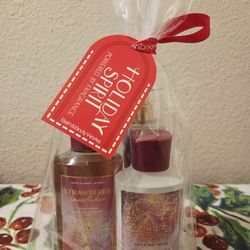 Brand New Bath & Body Works Strawberry Snowflakes ❄️ Set