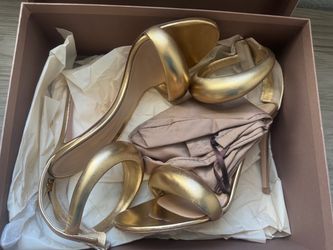 Gianvito Rossi Milano Shoe Box