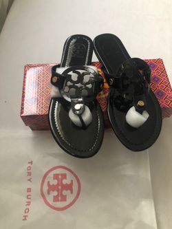 New Tory Burch Black Glossy Sandals Size 8.5