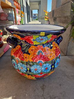 15 %off maceta talavera grande ($250) tel (contact info removed)