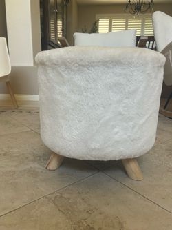 White Faux Fur Ottoman Round Wood Legs
