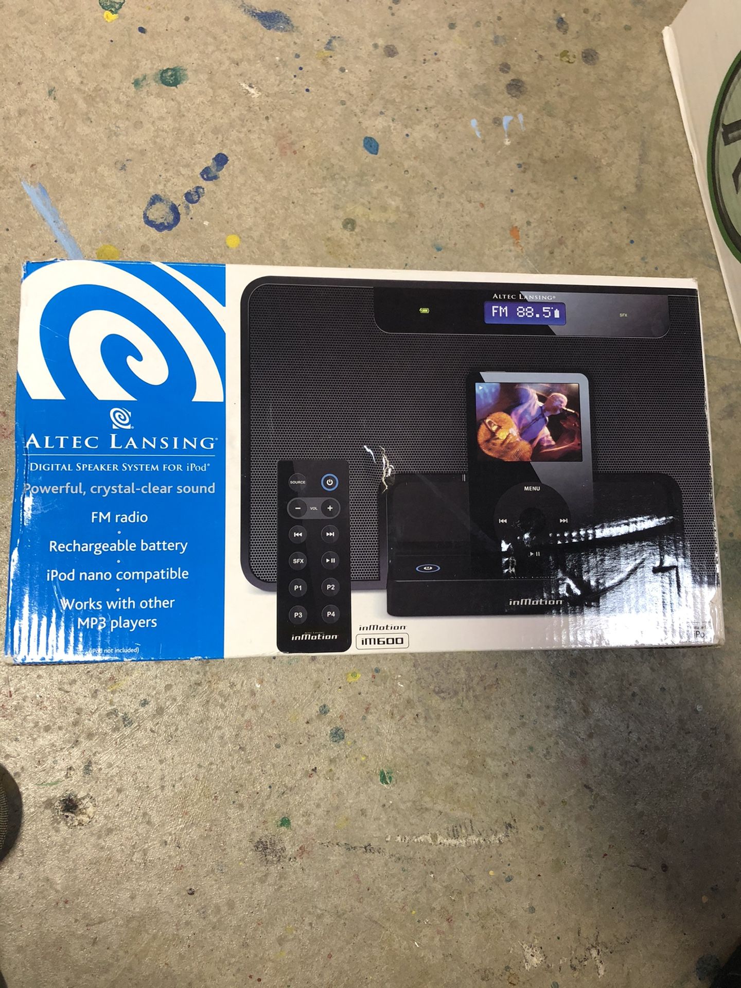 Digital speaker system, Altec Lansing, fm radio, rechargeable battery, remote
