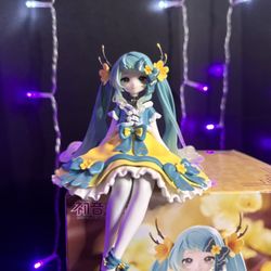Hatsune Mike Anime Girl Figures, Stuffed Animals, Clothes, Etc