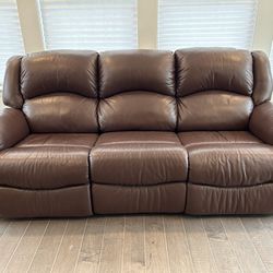Set Of Top Quality Leather Couches With Recliners
