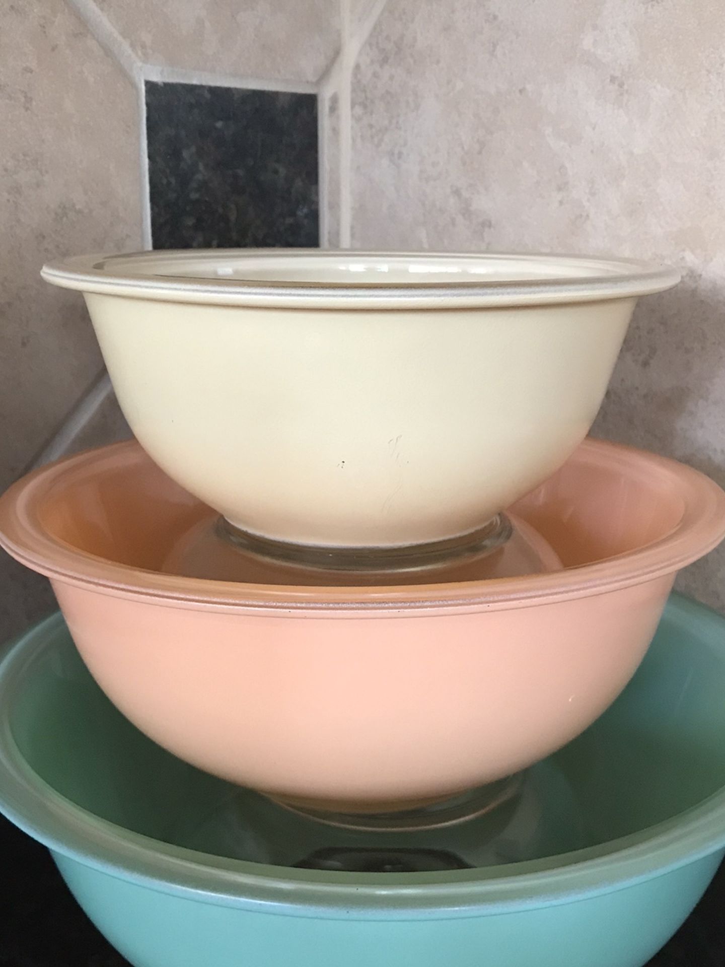 Vintage Pyrex Pastel clear bottom Nesting Bowls