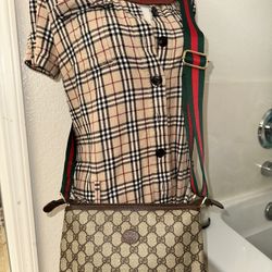 Authentic Gucci Pouch W/strap