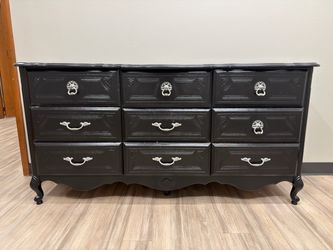 French Provincial Dresser