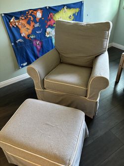 pottery barn comfort swivel nursury Glider with ottoman gray with piping