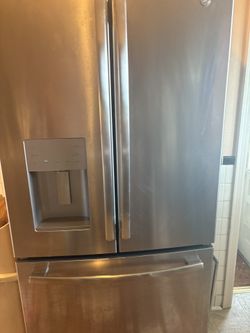 Must Sell TODAY GE® ENERGY STAR® 25.6 CU. FT. FRENCH-DOOR REFRIGERATOR