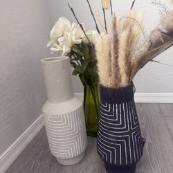 Decorative Vases 