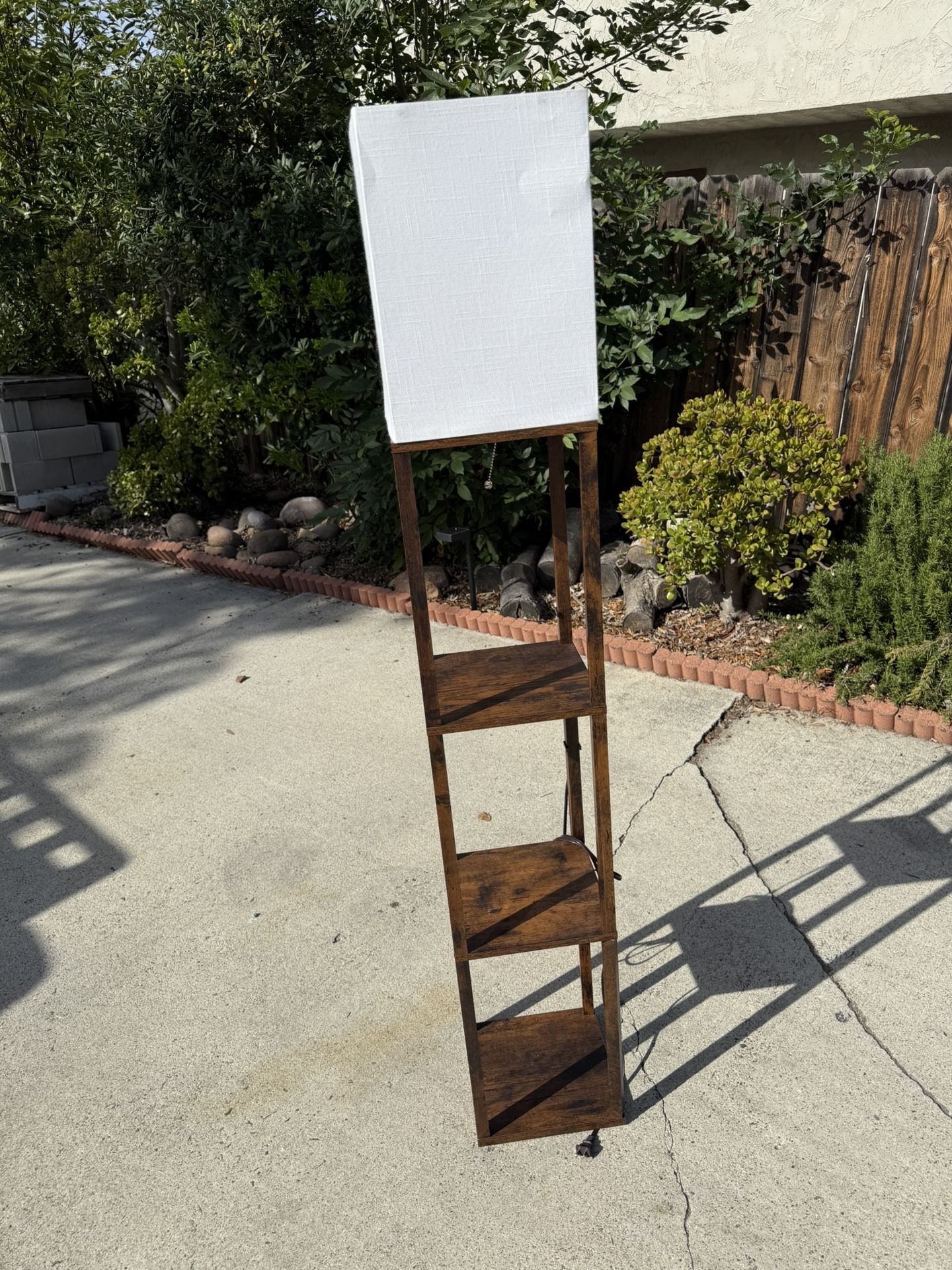 Light Stand With Shelf’s