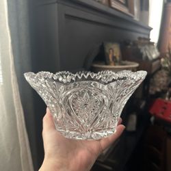 Vintage Glass Serving Bowl W. Crystal-cuts