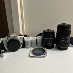 Canon Rebel 2000 EOS. 