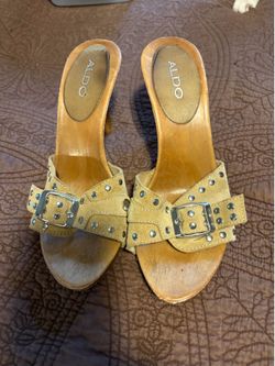 Women's shoes size 8.5