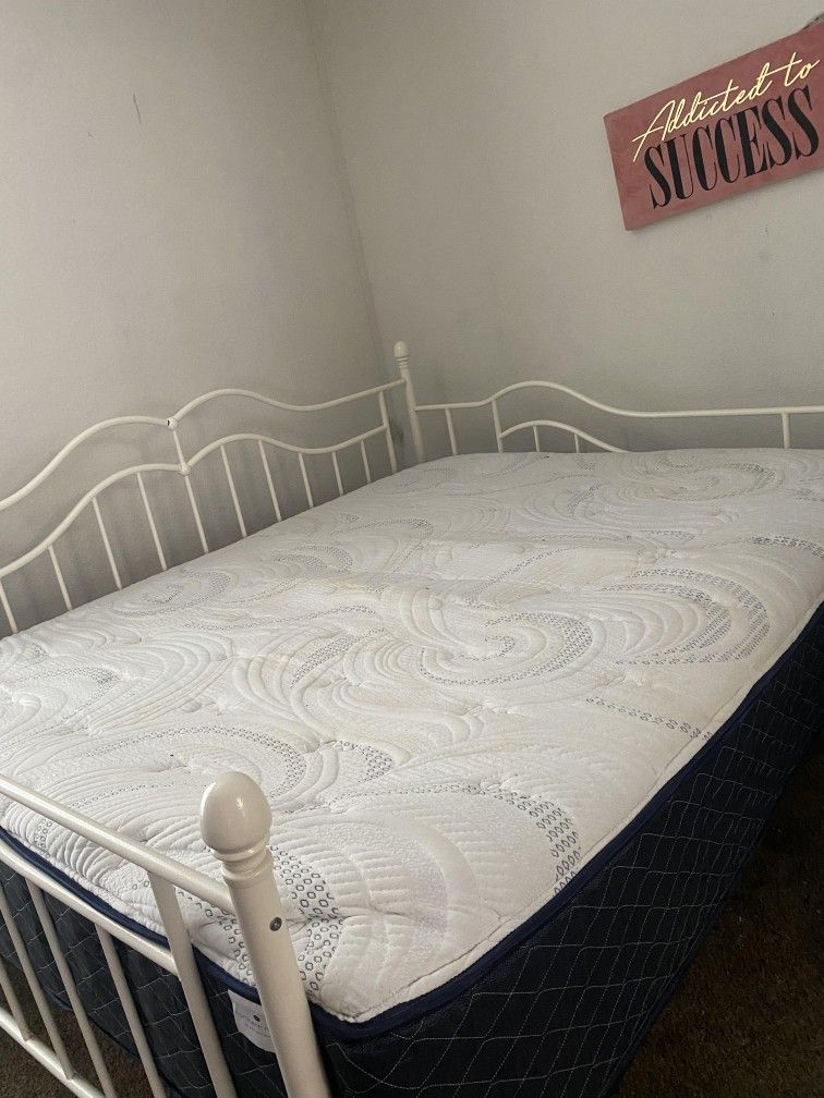 Full Size Bed Frame With Matress And Pull Out Twin Bed Frame